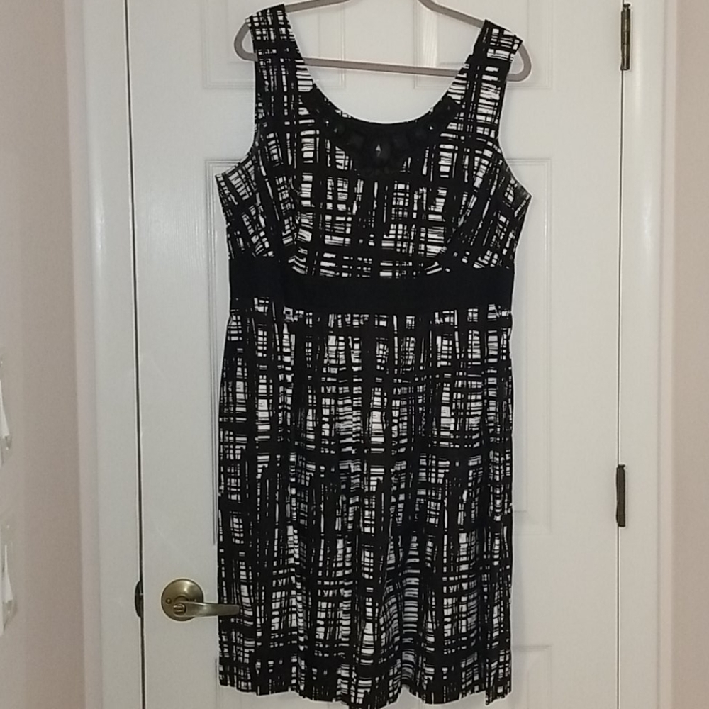 Black and white dress